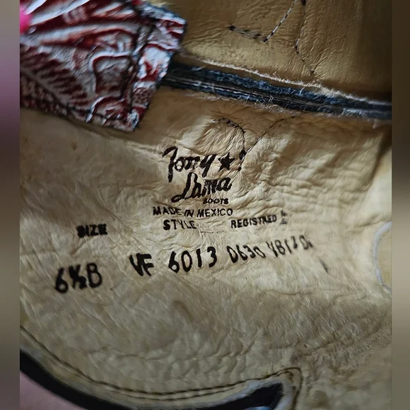 Tony Lama Brown Rose Boots - Picture 8 of 13